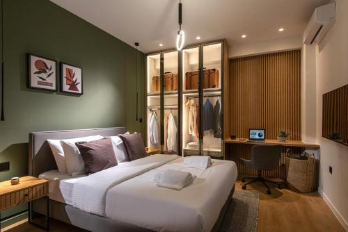 Trio190 - 2BR,Balcony, Near Acropolis and Metro
