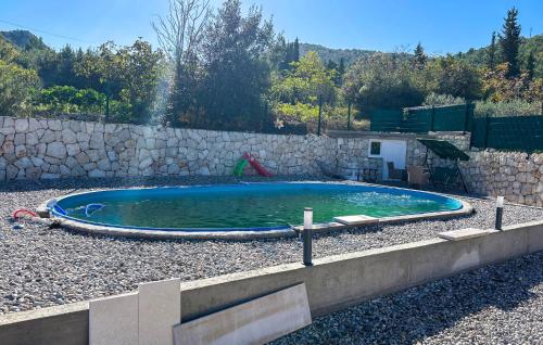 Πισίνα στο ή κοντά στο Stunning Home In Lovorje With Private Swimming Pool, Can Be Inside Or Outside