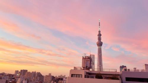 Room with a view of Skytree, close to Kinshicho station
