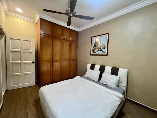 Postel nebo postele na pokoji v ubytování Townhouse by YaShe