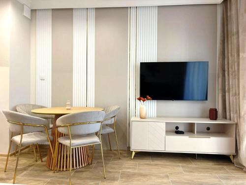 TV a/nebo společenská místnost v ubytování Apartament DanHouse 5