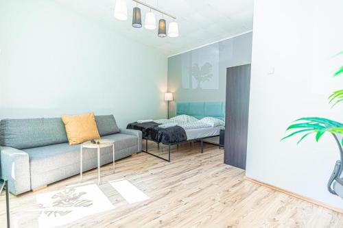 Discover Danube and Prater Stern from Our 1BR Gem