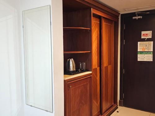 Η κουζίνα ή μικρή κουζίνα στο فندق وفاق صدقي