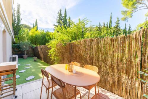 T3 avec terrasse & jardin proche calanques et plages