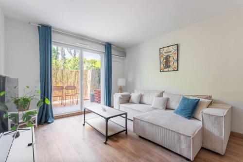T3 avec terrasse & jardin proche calanques et plages