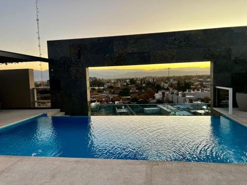 Swimmingpoolen hos eller tæt på Moderno departamento, pileta, parrilla, gimnasio EXCELENTE UBICACIÓN