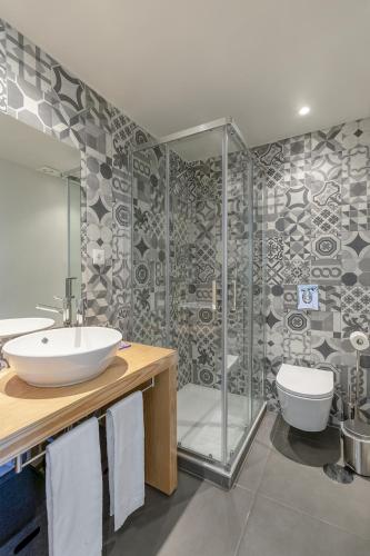 Charming City Centre Studio near Aliados - Inside Porto Apartments "Pinheiro"