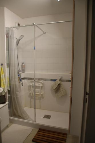 Danielle PICARDA tesisinde bir banyo