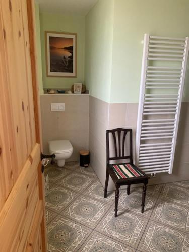 Ένα μπάνιο στο Outside by Katharina