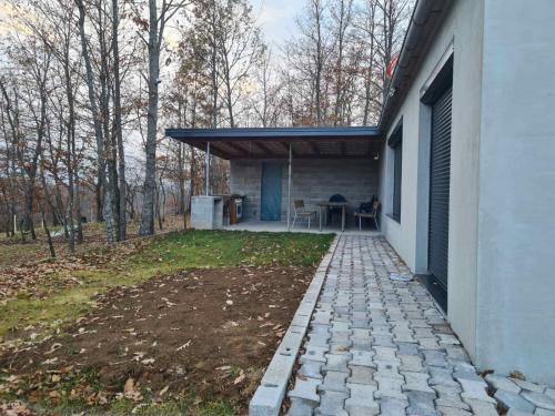 Bygningen som feriehuset ligger i