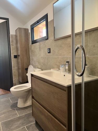 Ένα μπάνιο στο Le chalet des Écrins