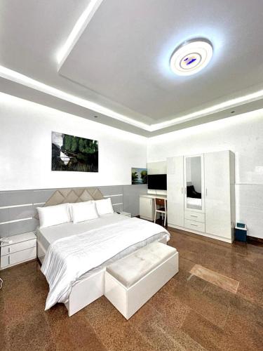 Afbeelding uit fotogalerij van Avrum Apartments in Abuja