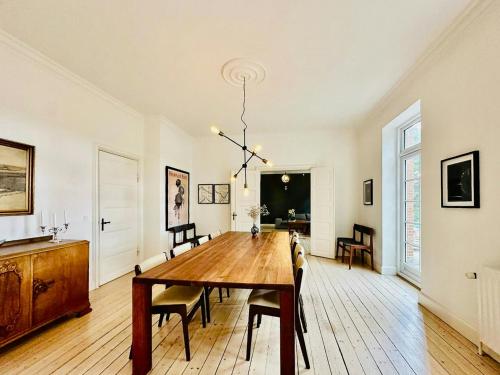 Ảnh trong thư viện ảnh của Large Holiday Home With Pool On South Lolland Coast ở Dannemare