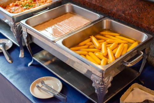 Φαγητό σε αυτό το ξενοδοχείο ή κάπου εκεί κοντά