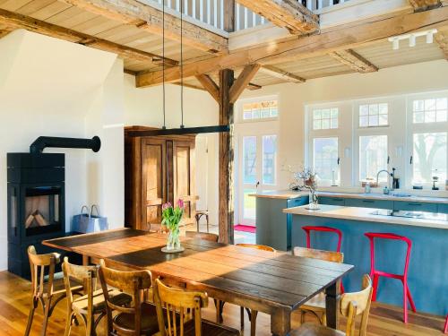 Η κουζίνα ή μικρή κουζίνα στο Idyllic Vacation Home In The Elbe Floodplains