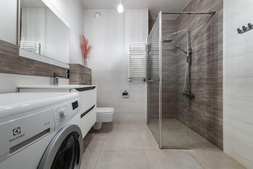 Ένα μπάνιο στο Apartment 60 m with a panoramic terrace 11th floor