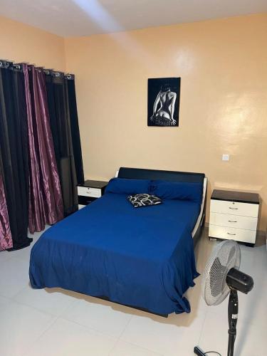 Giường trong phòng chung tại NAT apartment