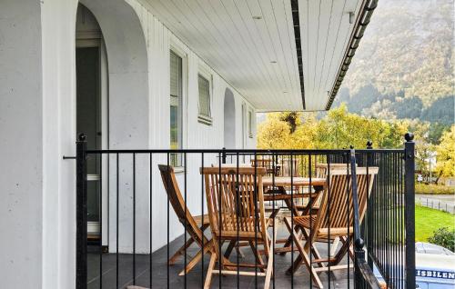 Balkón nebo terasa v ubytování 3 Bedroom Lovely Apartment In Eidfjord