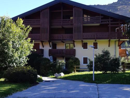 Studio 4 pers. calme proche pistes avec garage privé