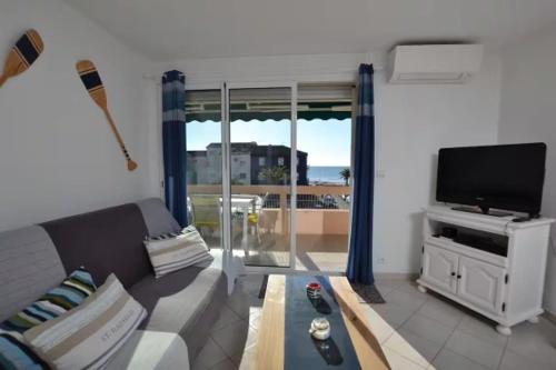 MAGNIFIQUE T3 à deux pas de la plage avec terrasse vue mer