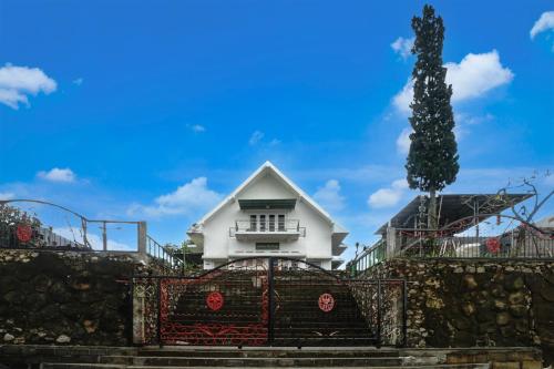 Το κτήριο όπου στεγάζεται  το ξενοδοχείο