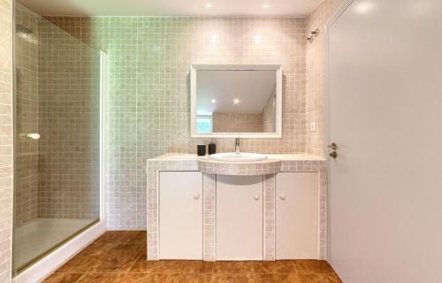 Ένα μπάνιο στο Rural House in Igorre with Garden for 8 Guests