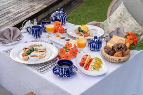 Jídlo v rezortu nebo okolí