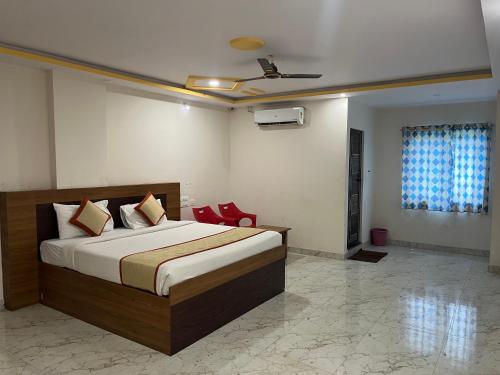 Ένα ή περισσότερα κρεβάτια σε δωμάτιο στο S L N comfort