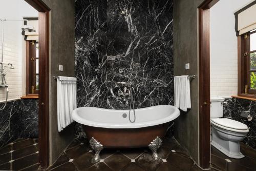 Ένα μπάνιο στο Coffee Bungalow Kandy