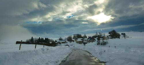 Fotografie z fotogalerie ubytování Gite De Charme Oliabou v destinaci Leyvaux