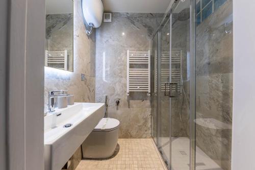 Augustus Suite Vw Duomo Apt w 3 bad 3 bat Ac
