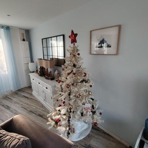 Posezení v ubytování La Terrasse du Mont St Michel, vue imprenable, appartement cosy pour 4 pers