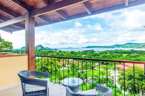 2-BD with Ocean-View Terrace and Pool