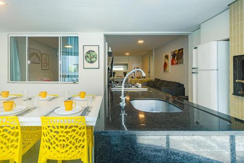 Φωτογραφία από το άλμπουμ του ITNC024- Apê com 4 quartos na Av. Atlântica de BC σε Balneário Camboriú