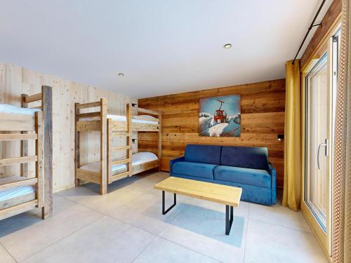 Ένα ή περισσότερα κρεβάτια σε δωμάτιο στο Chalet 5* avec spa, sauna et jacuzzi pour 15 pers., accès pistes - FR-1-267-310