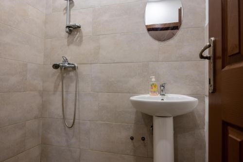 Koupelna v ubytování Etno kompleks Deliblatska Čarda