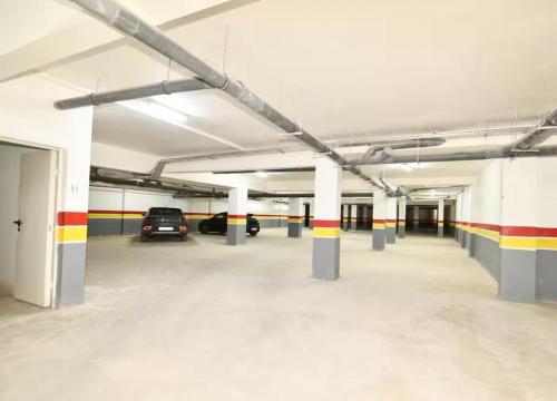 Ảnh trong thư viện ảnh của Garden View- Gueliz-Majorelle appartement 2 chambres- Wifi et piscines ở Oulad Akkou