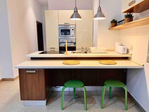 Cucina o angolo cottura di Sunny house by the sea