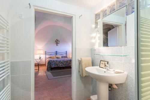 Ένα μπάνιο στο Borgo Rinascimento