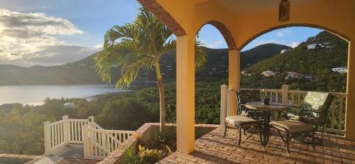 Elysium Villa-Natural Surroundings Ocean Views Private Pool