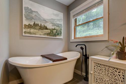 Fotografie z fotogalerie ubytování Rhododendron Rendezvous v destinaci Blowing Rock