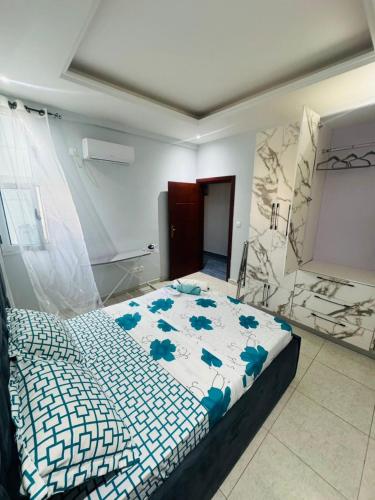 Ένα ή περισσότερα κρεβάτια σε δωμάτιο στο N house