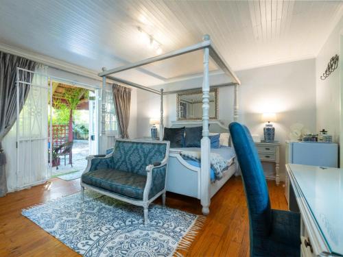 Ένα ή περισσότερα κρεβάτια σε δωμάτιο στο Inn-Style