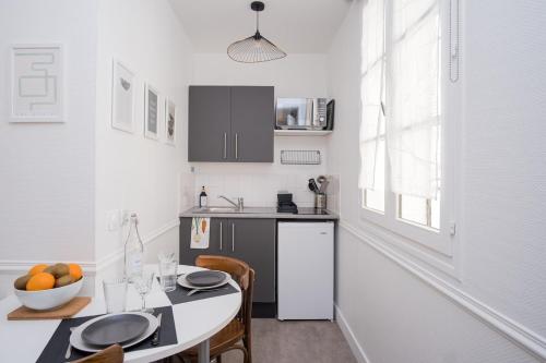 Kuchyň nebo kuchyňský kout v ubytování Phénix - SILS