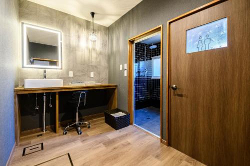 Μια τηλεόραση ή/και κέντρο ψυχαγωγίας στο 函館大手町高田屋