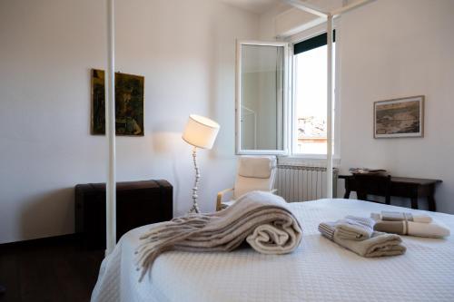 Ένα ή περισσότερα κρεβάτια σε δωμάτιο στο Liberty elegance and design Liberty 91