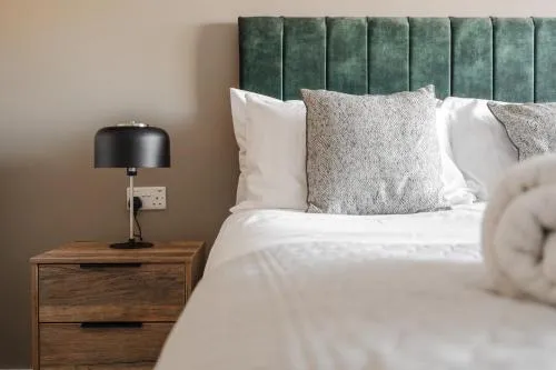 Richmond Row Apartments - Free On-Site Parking, WiFi & EV photo 68