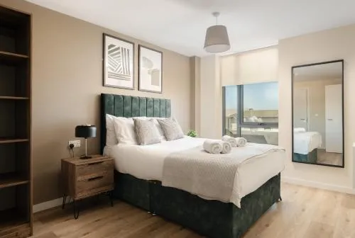 Richmond Row Apartments - Free On-Site Parking, WiFi & EV photo 72