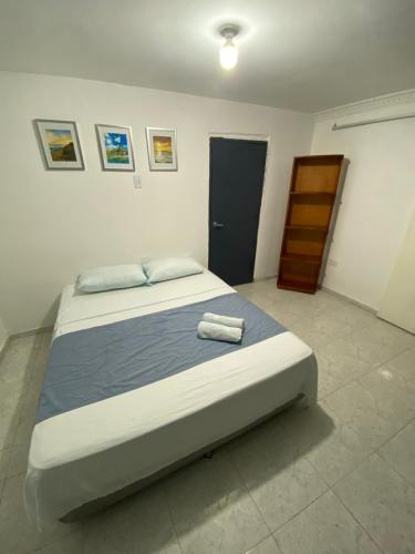 Postel nebo postele na pokoji v ubytování Habitación independiente cerca al aeropuerto 2