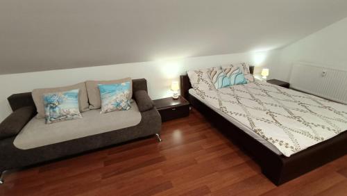 Llit o llits en una habitació de Sea&Lake Apartment View